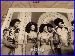 1977 Vintage Very Rare The Jackson Family Press Photo, CBS, MICHAEL JACKSON 2