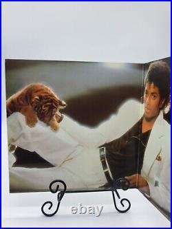 Rare Michael Jackson Thriller Vinyl with lyric sheet LP QE38112 original 1982 vg