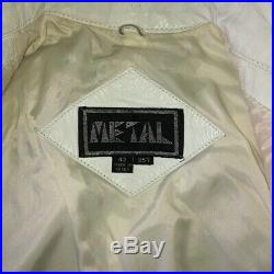 Ultra Rare Vintage White Beat it Jacket MIchael Jackson (Metal)