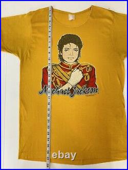 Vintage 1984 MICHAEL JACKSON GLOVE SPARKLY RARE Yellow T-shirt Sz M Very Rare